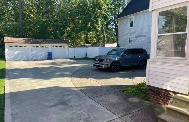 3625 Rocky River Drive Gallery 2