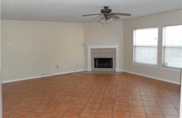 1568 Applewood Court Gallery 3