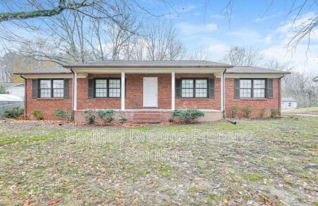 2732 Knob Hill Dr - 2732 Knob Hill Drive, Clemmons, NC 27012