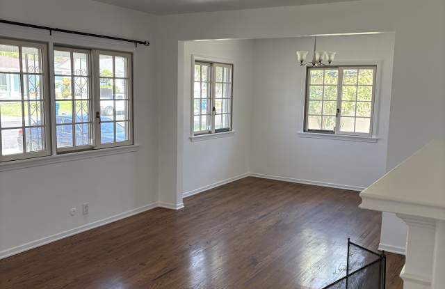 15220 Cullen Street Gallery 2