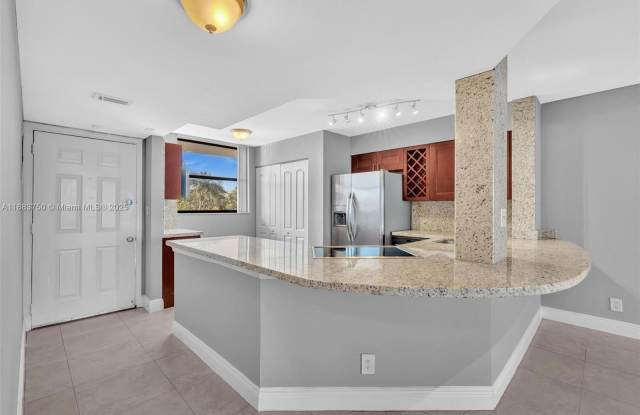 118 Lake Emerald Dr photos photos