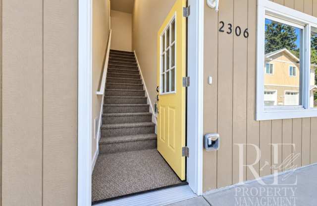 Newly Built 2-Bedroom Upper Duplex with Garage, AC & Designated Parking Gallery 2
