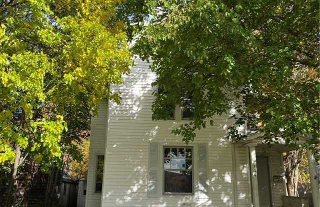 304 Euclid Avenue Gallery 1