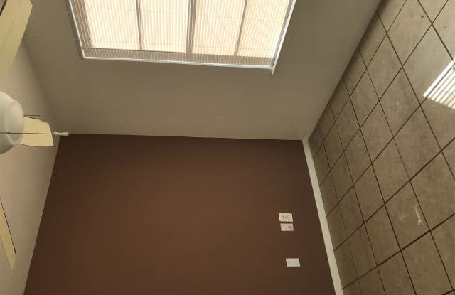 3907 E Southcross - 1005 Gallery 4