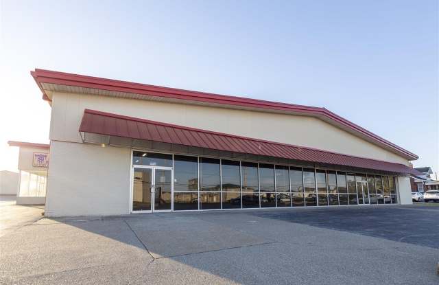 2326 Russellville Road Gallery 2
