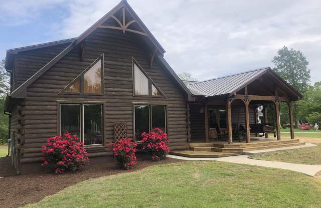 841 Treasure Point Road Gallery 2