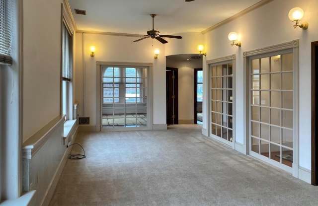 3 PICCADILLY Street W photos photos