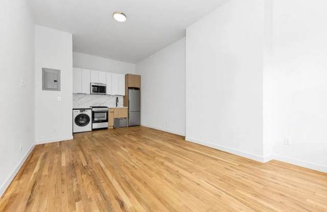 266 West 21st Street Gallery 1