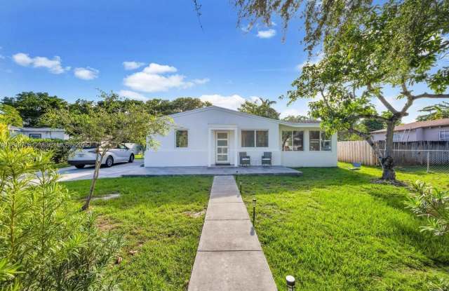 6700 SW 62nd Ct - 6700 Southwest 62nd Court, South Miami, FL 33143 6700 SW 62nd Ct - 6700 Southwest 62nd Court, South Miami, FL 33143