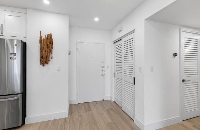 120 N OCEAN Boulevard Gallery 4