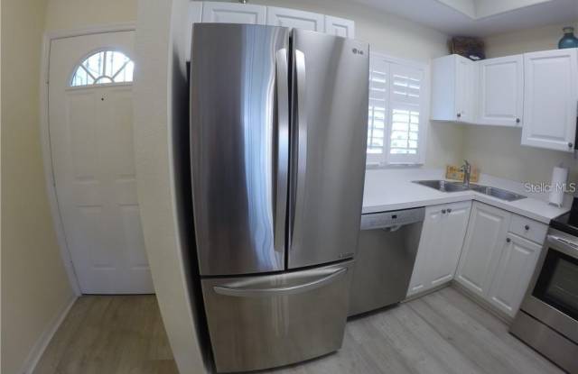 4270 CASTLEBRIDGE Lane Gallery 2
