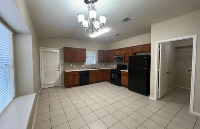 NICE ONE STORY HOME WITH OPEN FLOORPLAN IN ROUND ROCK Gallery 4