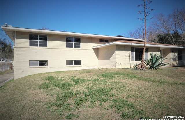 109 Atwater Dr Gallery 2