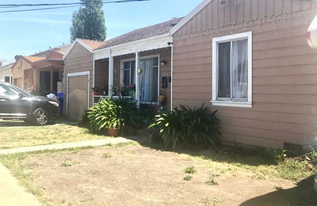 Great 2 Bed 1 Bath House with Garage in Richmond -- COMING SOON !!! - 2848 Maricopa Avenue, Richmond, CA 94804