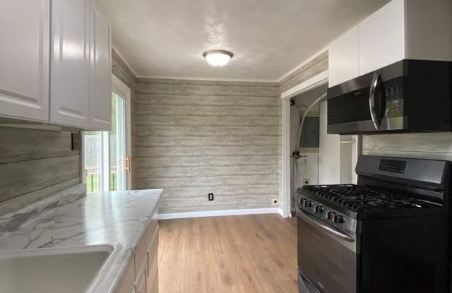 3 Bedroom Single Family Home in Elkhart! photos photos 3 Bedroom Single Family Home in Elkhart! photos photos