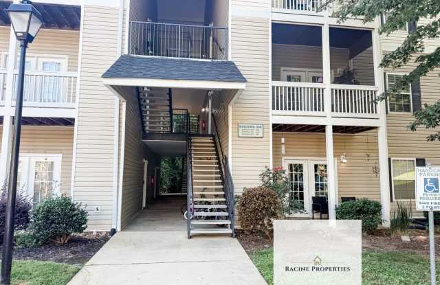 Ground floor 3 bd/2ba condo available Oct 1! photos photos