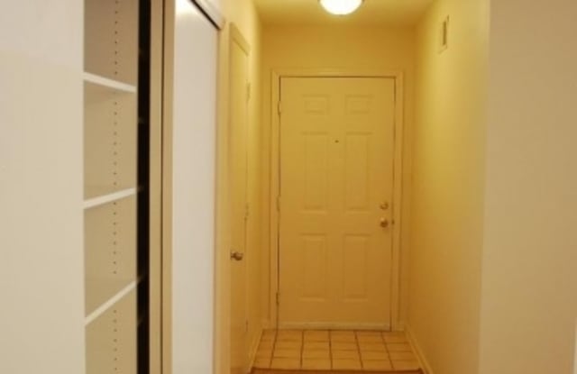 7 Crestview Ln - 7 Crestview Lane, Mount Arlington, NJ 07856