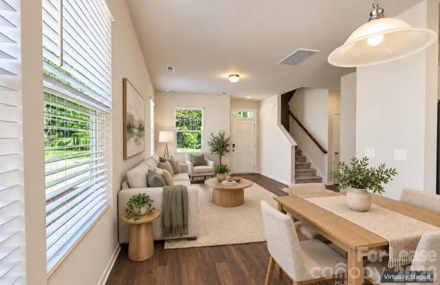 1010 Moorebrook Drive Gallery 3