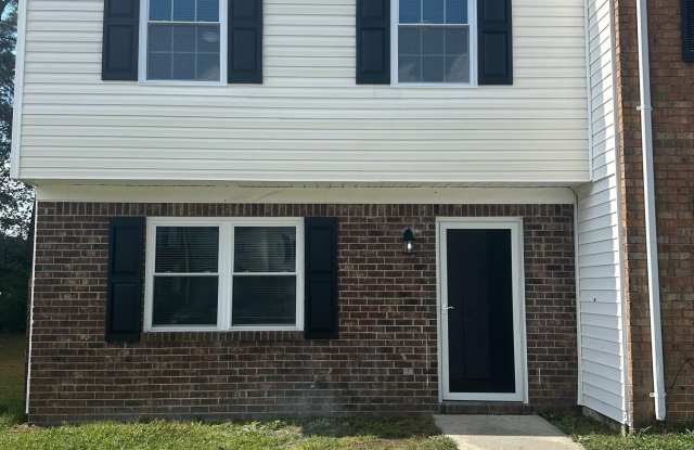 408 Myrtlewood Circle Gallery 1