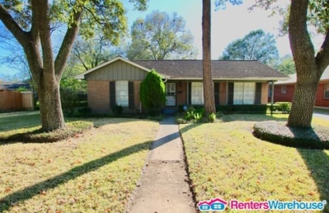 5227 Willowbend - 5227 Willowbend Boulevard, Houston, TX 77096