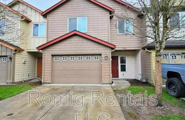7205 NE 136th Ct - 7205 Northeast 136th Court, Orchards, WA 98682