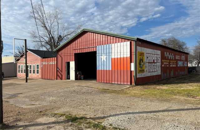 723 E Moore Avenue photos photos