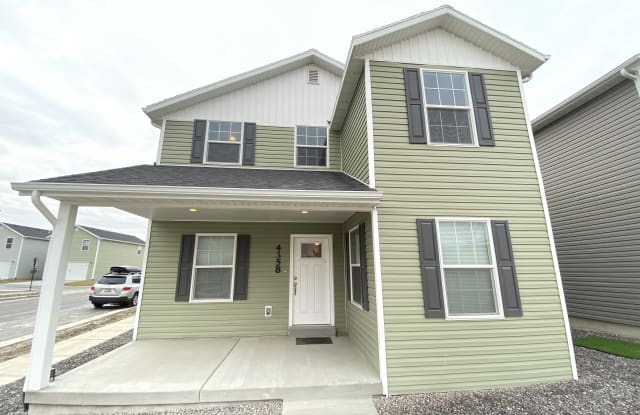 4358 N Angies Aly - 4358 N Angies Aly, Eagle Mountain, UT 84005