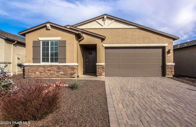 1356 Warbler Way - 1356 Warbler Way, Yavapai County, AZ 86305