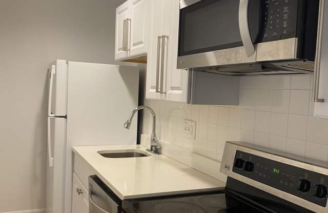 2353 Massachusetts Ave - 2353 Massachusetts Avenue, Cambridge, MA 02140