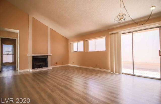 2321 EL MOLINO Circle Gallery 3