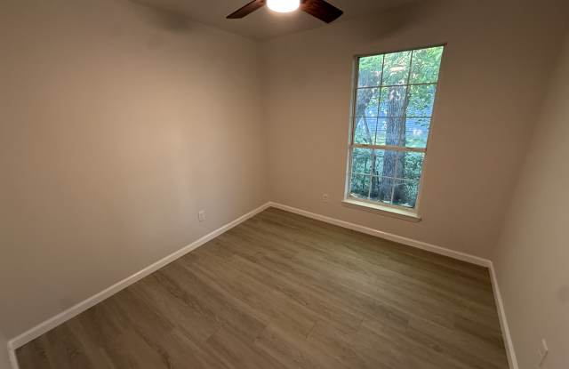 1707 E 50th StApt B Gallery 4