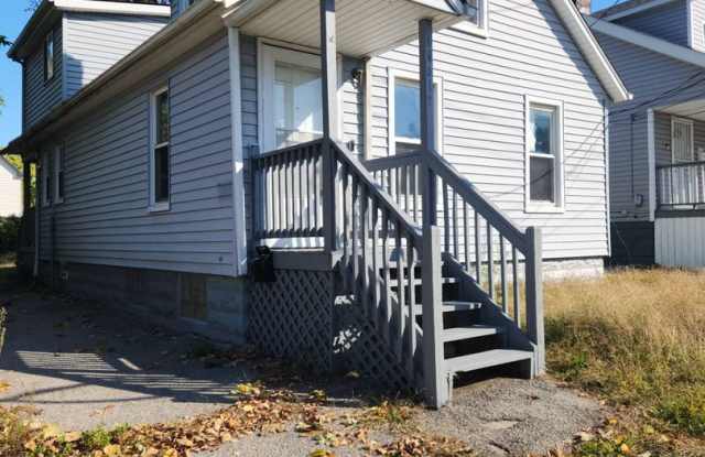 Charming 3-Bedroom Property in Prime Location photos photos