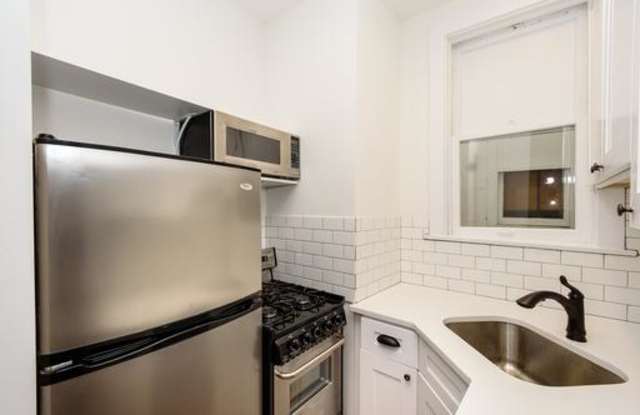 1010 West Altgeld photos photos