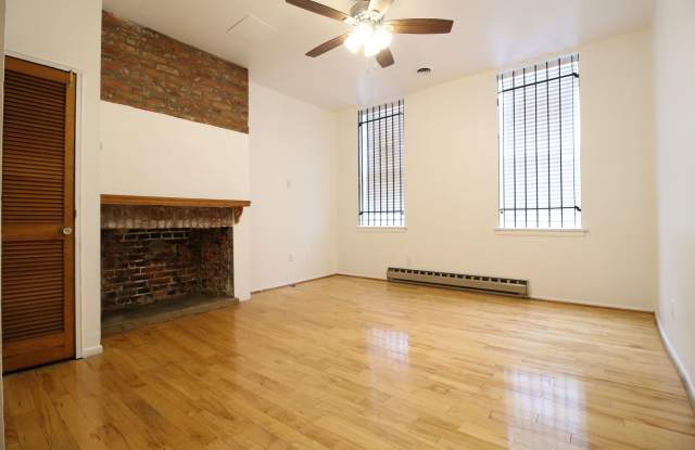 Beautiful 1 BR w/ Decorative Fireplace  More!*Available August* - 931 Spruce Street, Philadelphia, PA 19107