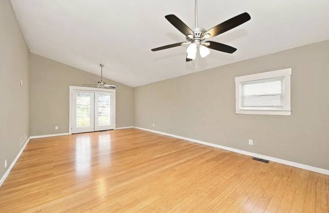 183 Mcarthur Ln Gallery 4