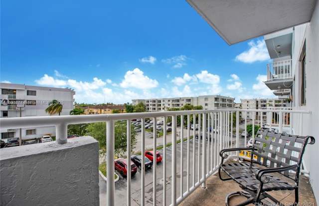 8251 NW 8th St photos photos