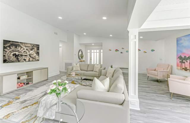 16643 Redwood Way Gallery 4