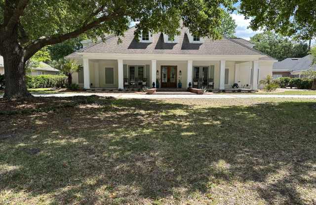 1064 Greenwillow Drive photos photos