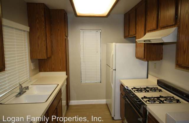 13015 Wimberly Square # 149 Gallery 2