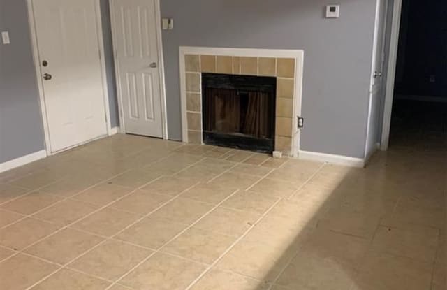 6311 W Gulf Bank Rd B - 6311 W Gulf Bank Rd, Houston, TX 77088