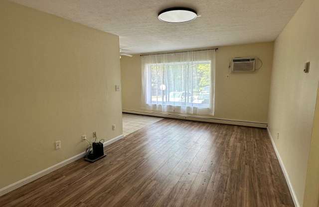 355 Solon Road photos photos