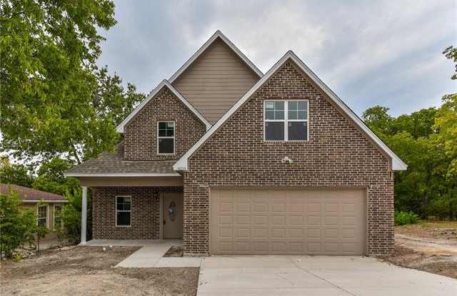8214 Kender Lane Gallery 4