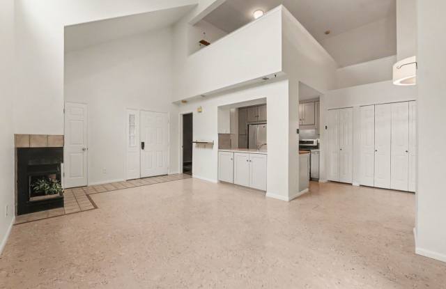 Bright Top-Floor 2 Bed, 2 Bath Condo with Loft & Vaulted Ceilings Gallery 3