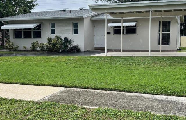 841 Cinnamon Road - 841 Cinnamon Road, North Palm Beach, FL 33408