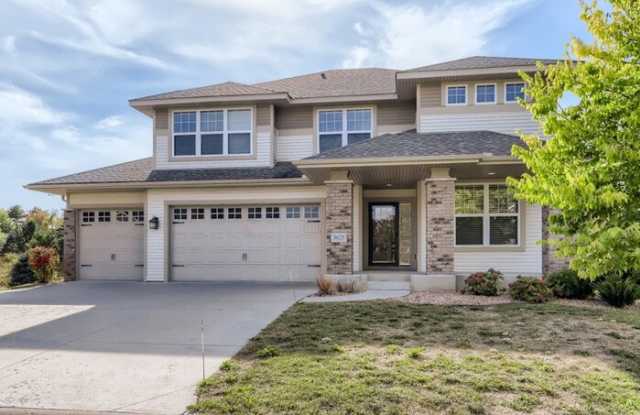 3625 White Pine Way - 3625 White Pine Way, Stillwater, MN 55082