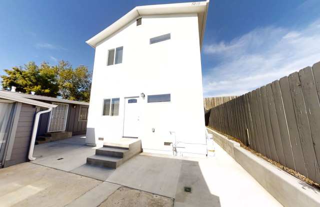 4BD/2BA on Tipton Gallery 2