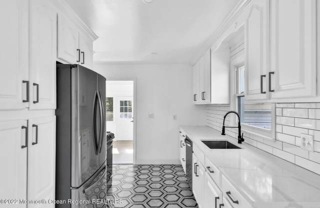 65 Grand Avenue photos photos