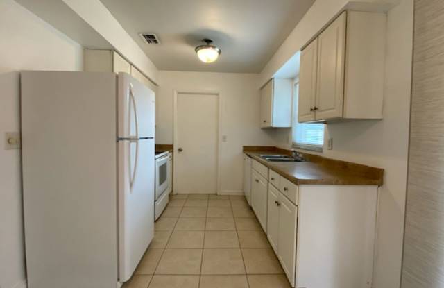Adorable 2 Bedroom Port Orange Home! Gallery 3