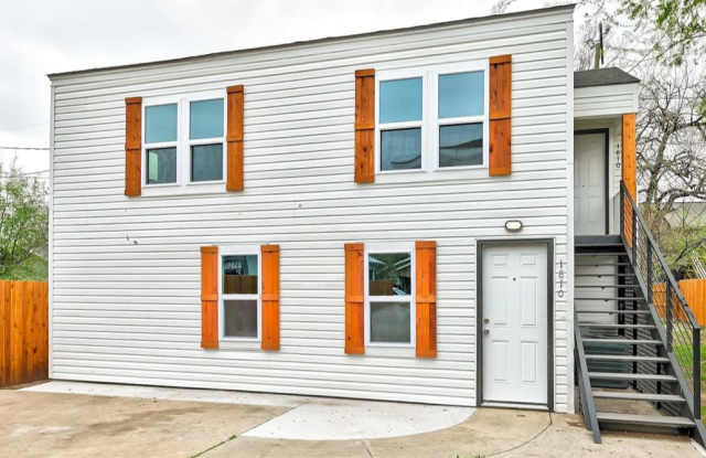 1810 Northwest 11th Street - B - 1810 Northwest 11th Street, Oklahoma City, OK 73106