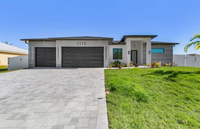 1115 Northwest 25th Avenue photos photos